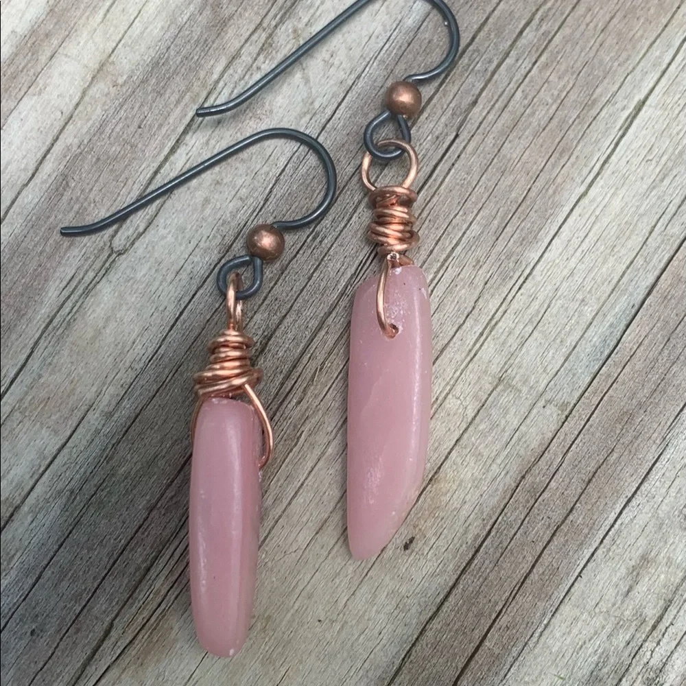 Pink Opal copper wrapped. Niobium ear wire earrings - Picture 6 of 8